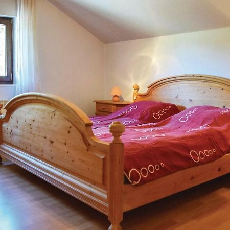 Cozy Home In Sellerich With Kitchen Buitenkant foto